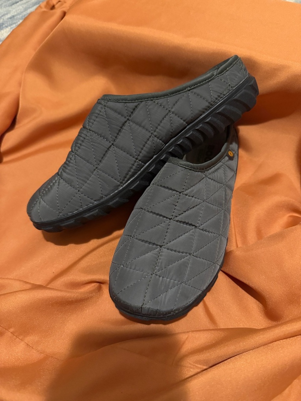 Bogs Snowday II Slippers Womens  Green Ash Fleece Lined Slip-On Size 7
